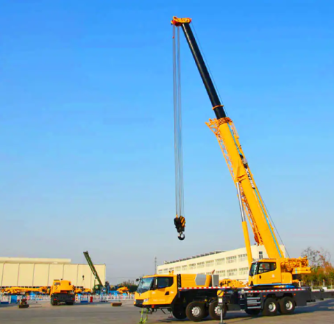 55 Ton Mobile Crane - POH SENG TRANSPORT SDN BHD